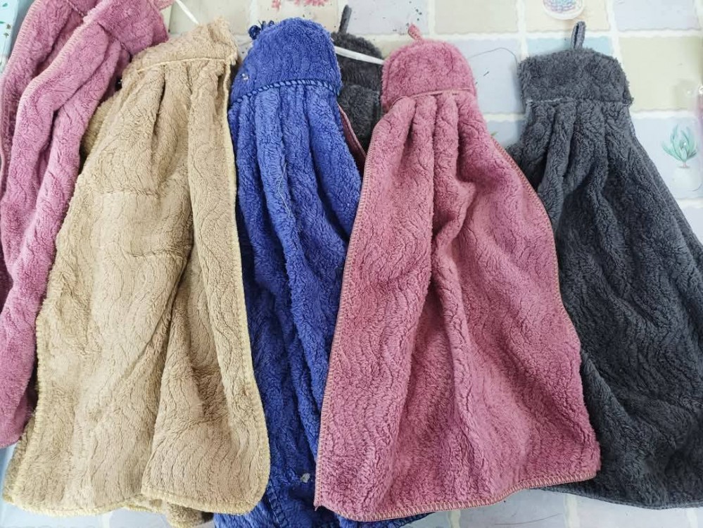 Khăn lau tay nhà bếp treo nhiều màu