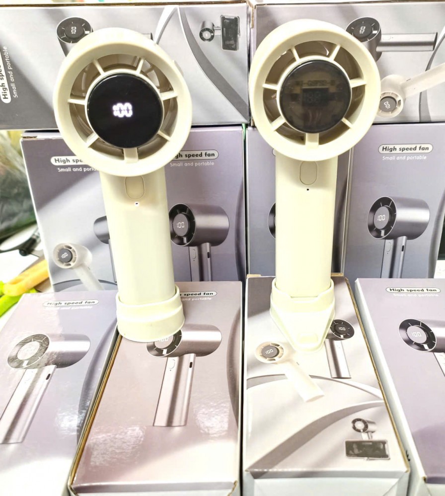 Quạt tích điện cầm tay F29