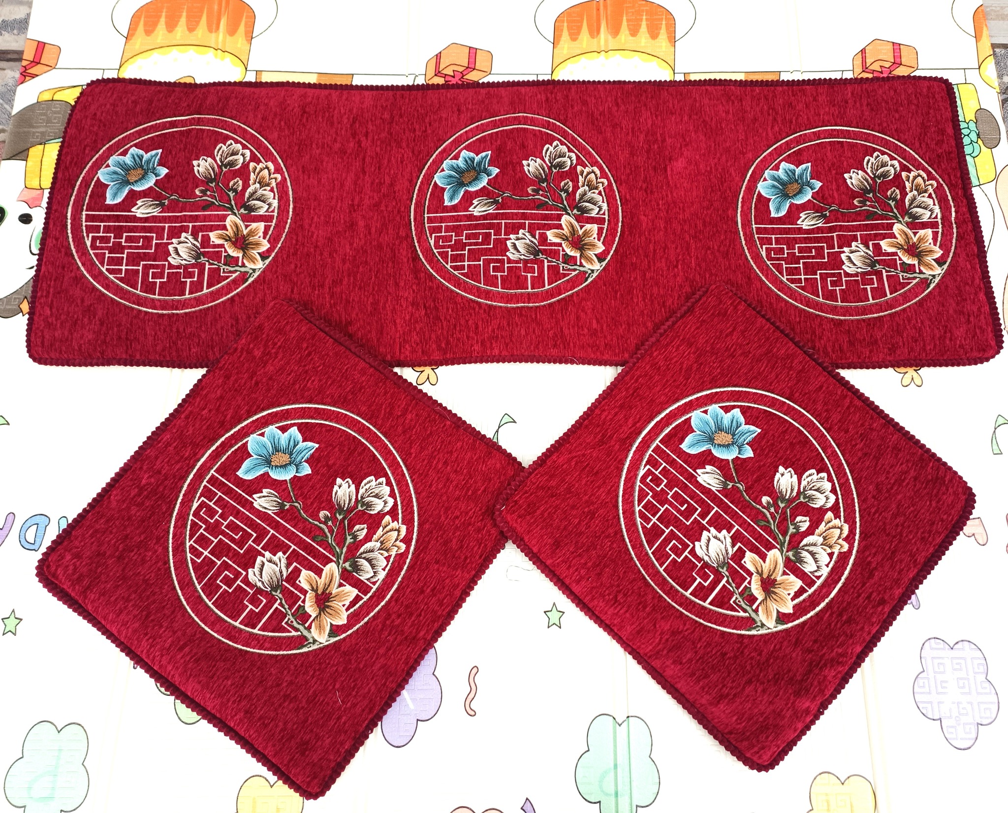 Bộ thảm ghế phong cách Tây Âu - đỏ hoa