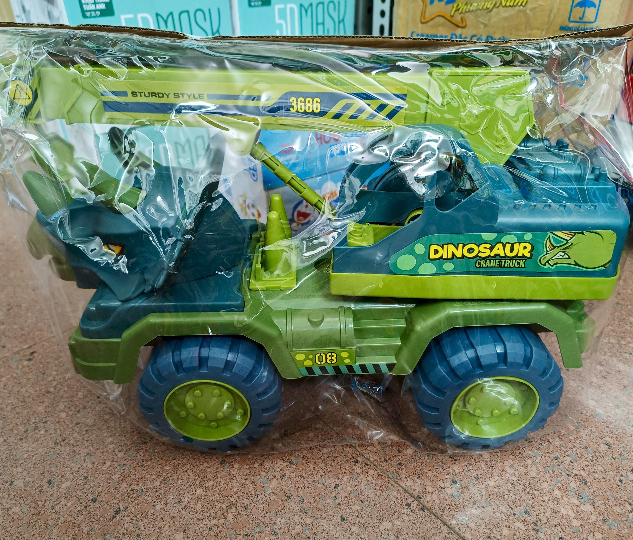 Xe cẩu móc thú to