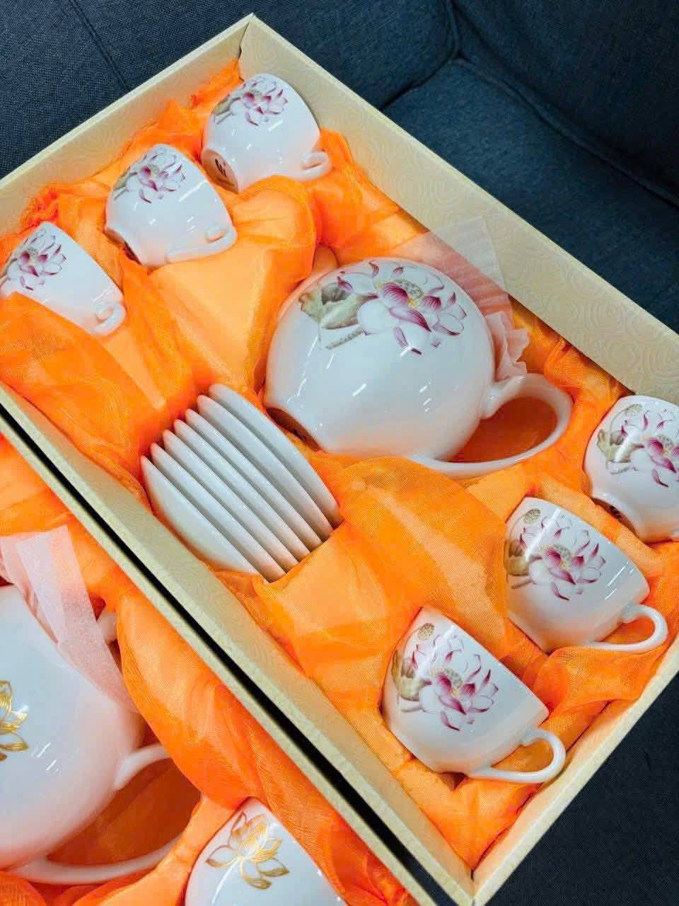 Bộ ấm chén HQ sen