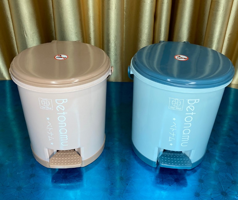 Thùng rác Việt Nhật trơn màu (5L)
