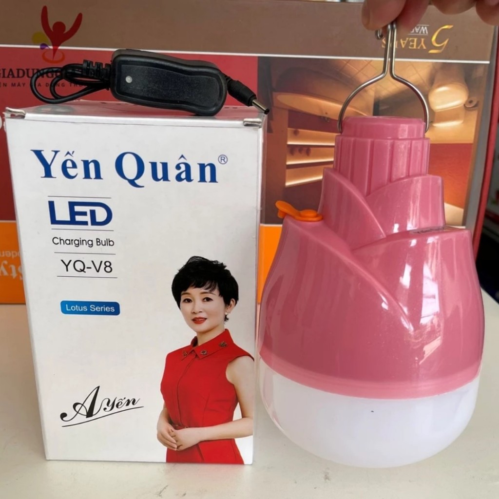 Đèn tích điện Yến Quân V8