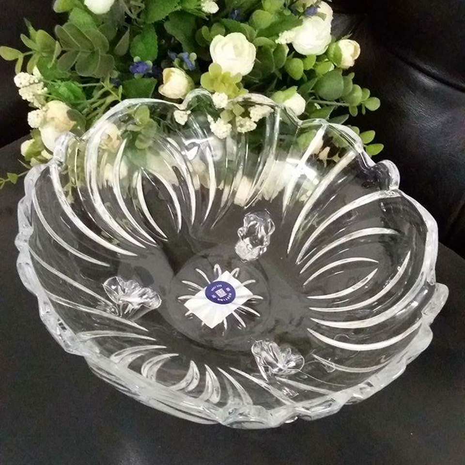 Âu thủy tinh 3 chân trắng