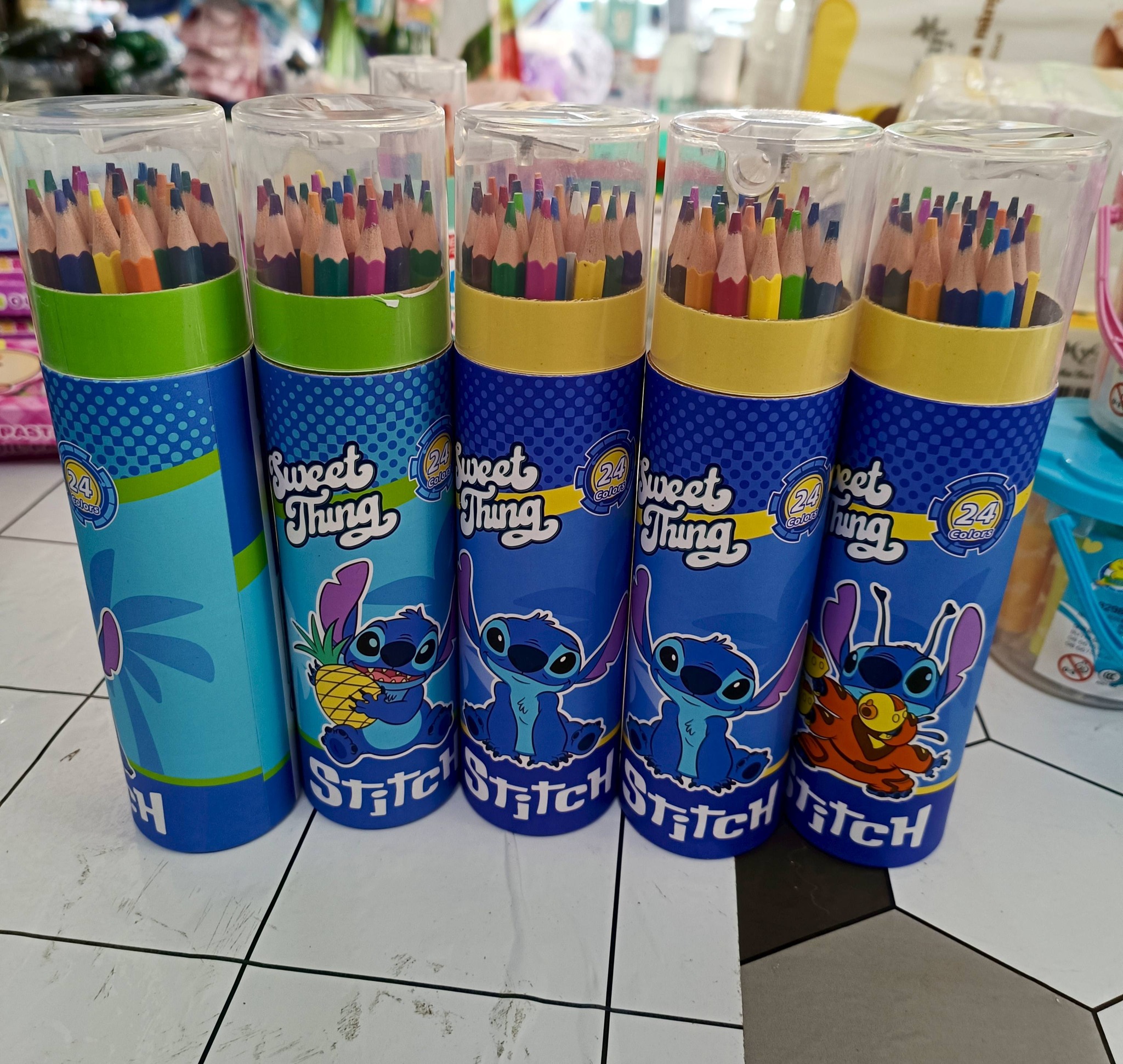 Hộp chì màu 24 bút