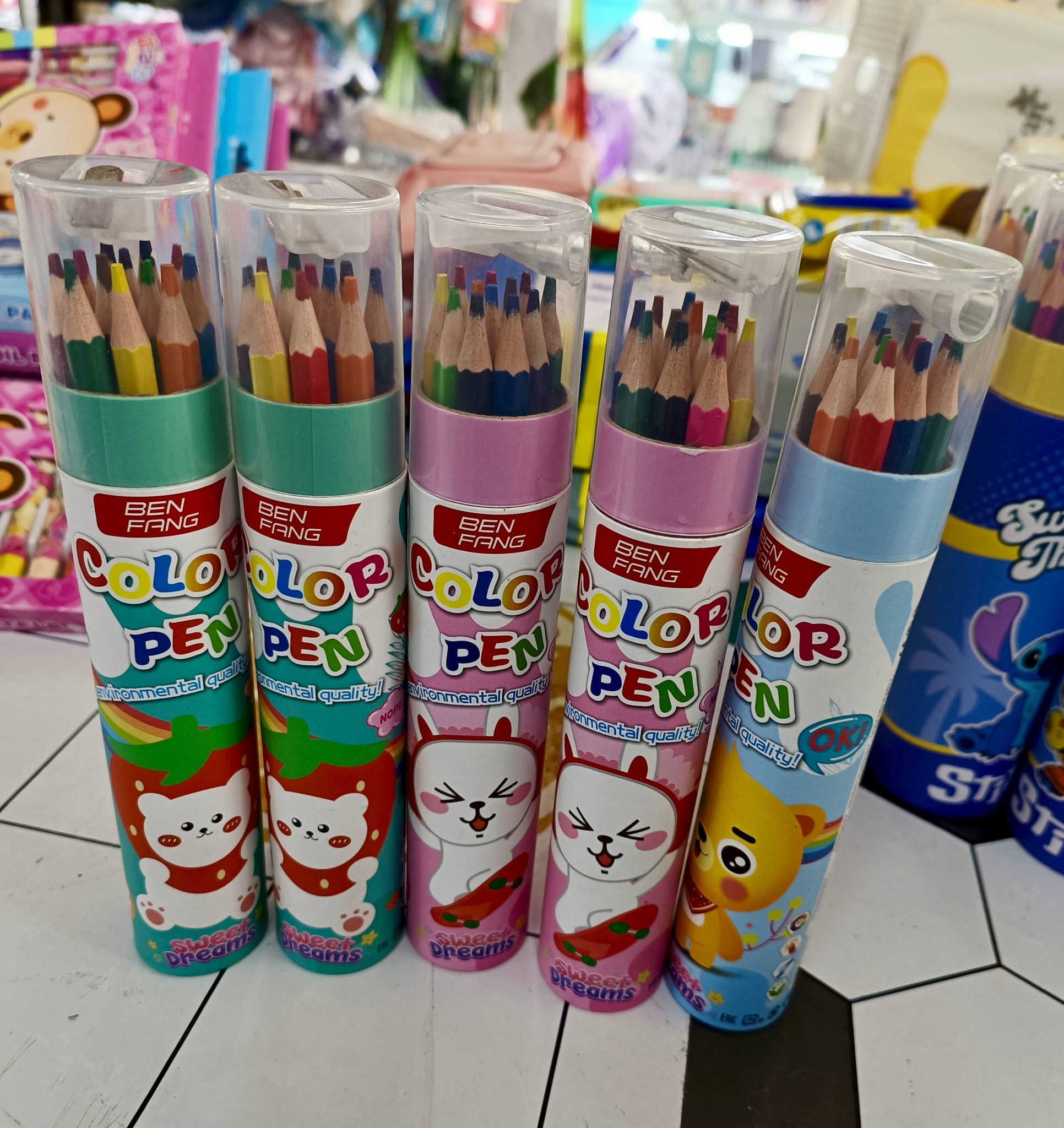 Hộp chì màu 12 bút